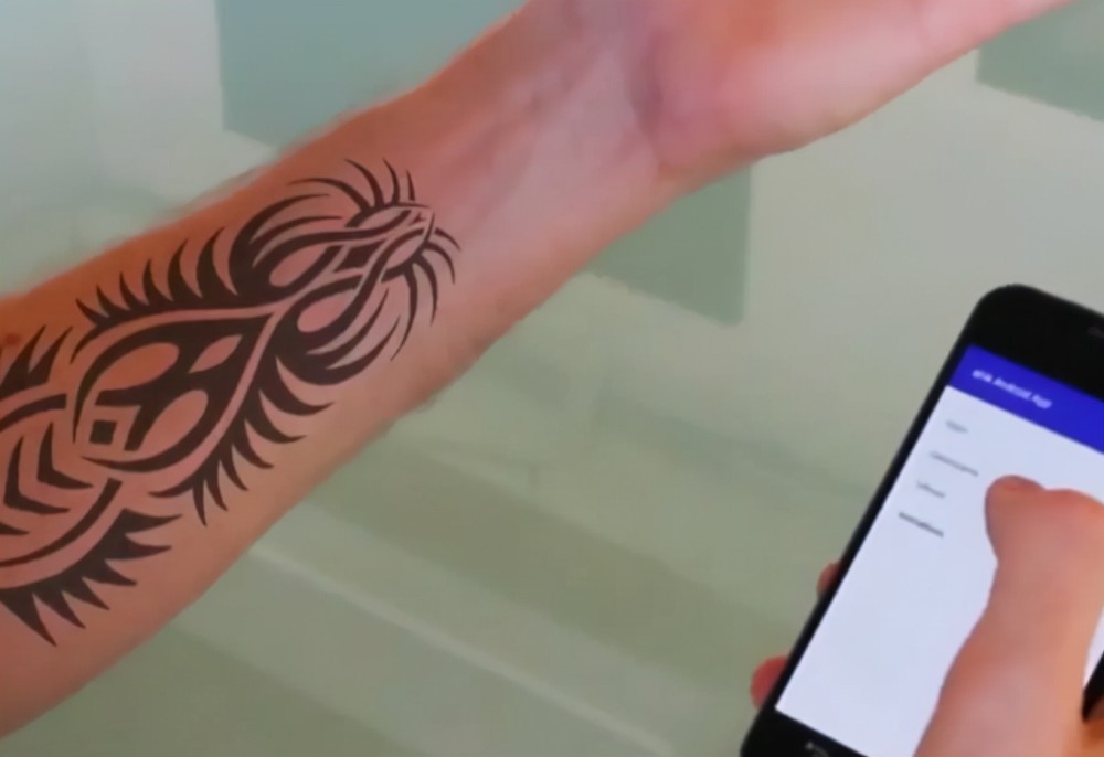 新技术将替代智能手机？会是什么？比尔·盖茨曾做出大胆的预测