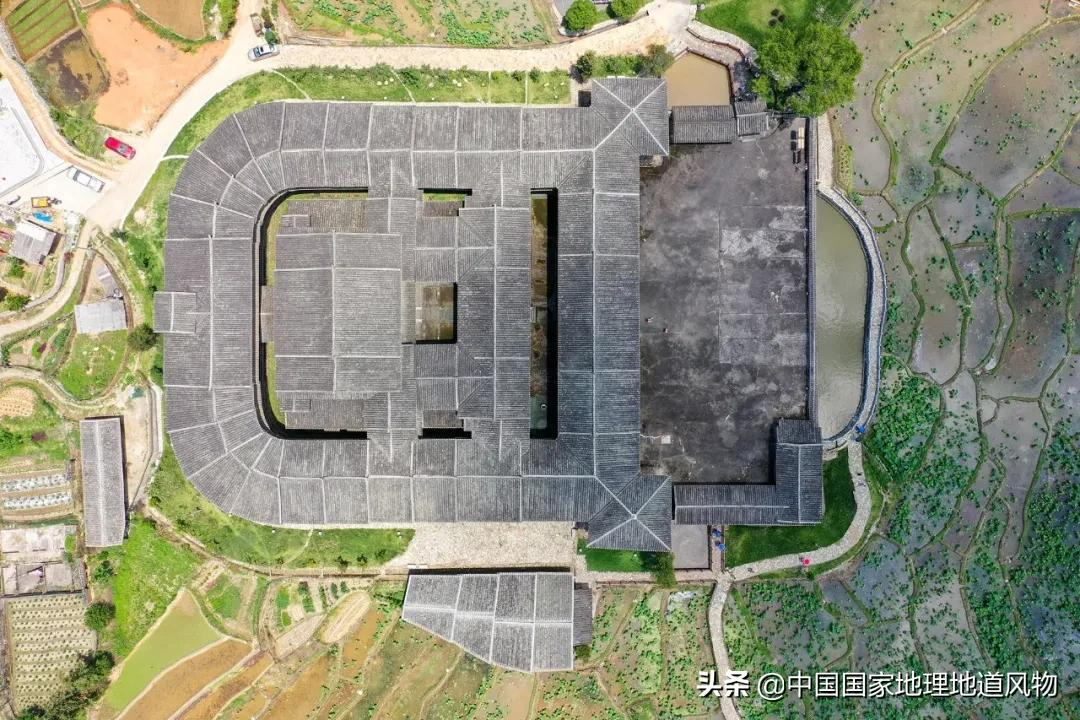 丫霸福州,爱拼泉州,毋惊大田,“上天入海”的福建,有多猛?