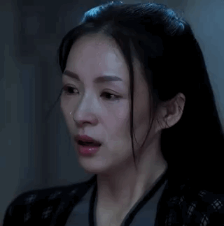 强行扮嫩，妈味十足，求求这几位明星别再演超龄少女了