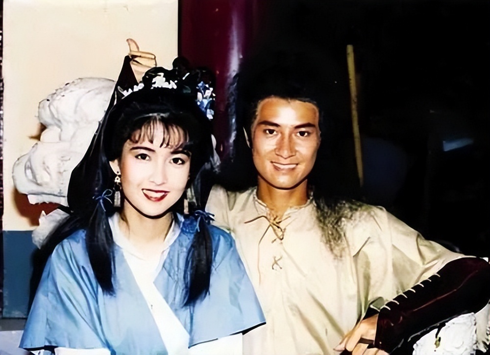 “清纯女神”的唏嘘情史