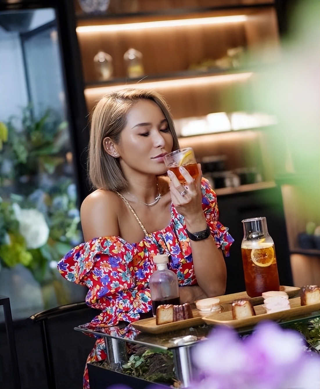 刘碧丽37岁刘碧丽罕见现身