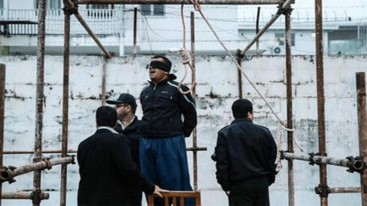 如果死刑犯行刑时没死成要怎么办？白捡一条命，还是不死不休？