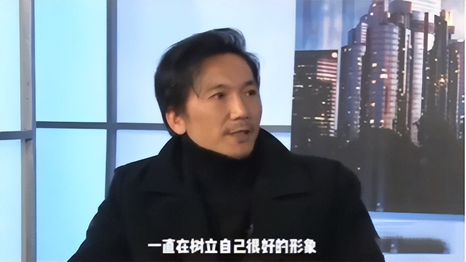 吕丽萍发文悼念安倍晋三，引网友众怒：数典忘祖之辈