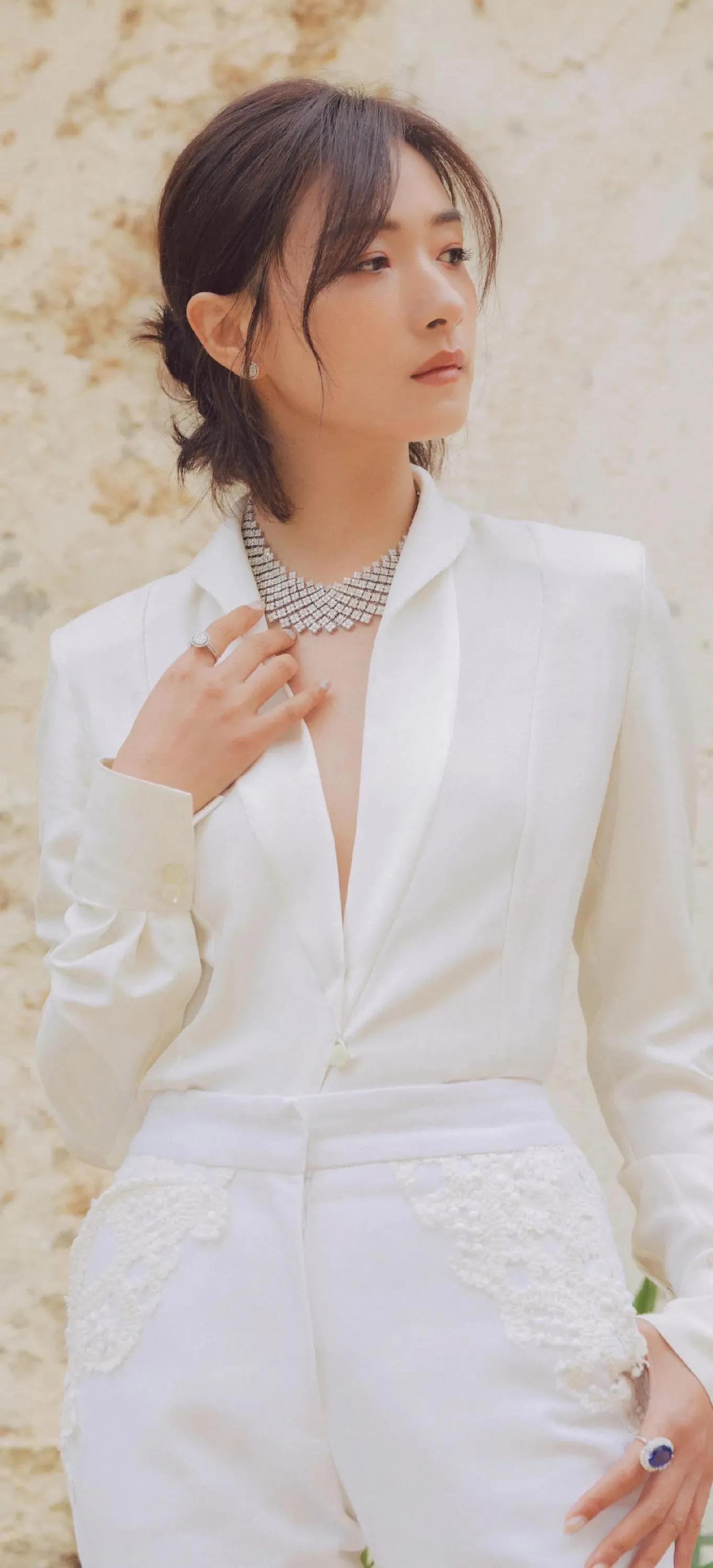 大器晚成——万茜