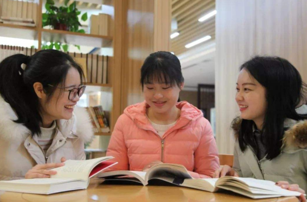 中南大学神仙女寝火了，全员入选985推免生，可谓颜值与实力并存