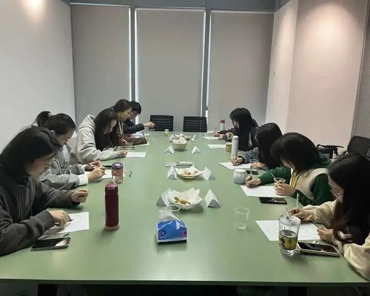 11款小酥肉对比测评，这款巴适得板，肉厚不柴