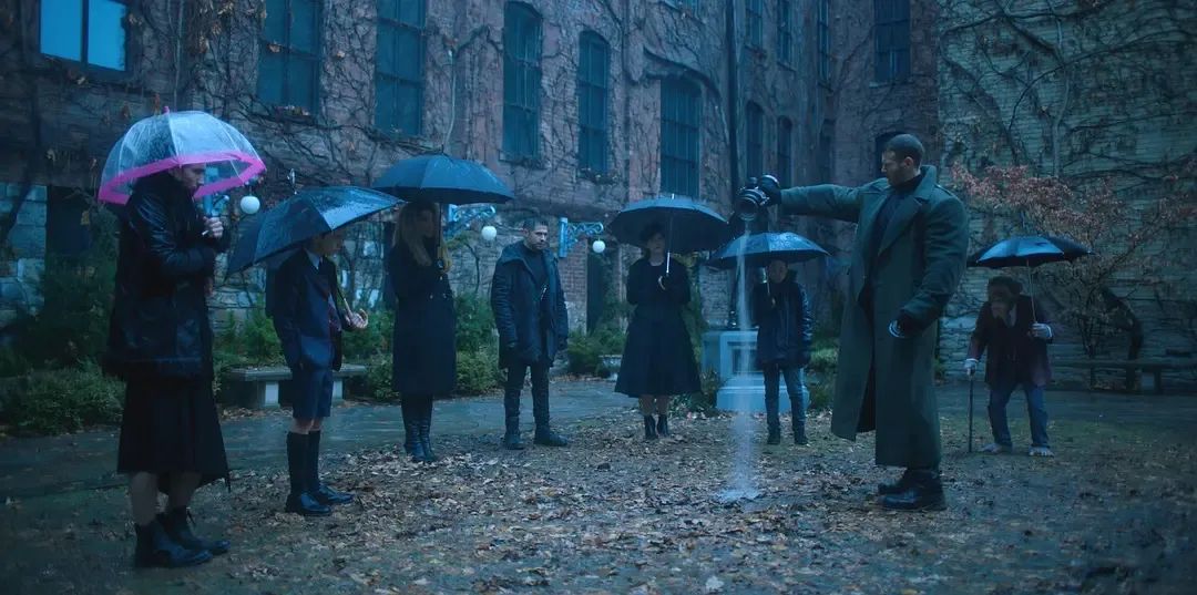 2022[喜剧/动作/科幻][伞学院 The Umbrella Academy]第三季全集 百度云高清下载图片 第3张