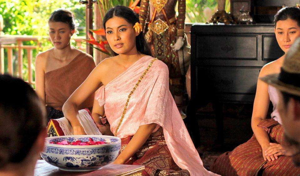 泰剧《灵蛇爱》:17集的剧集,演绎了蛇对人的畸形守护