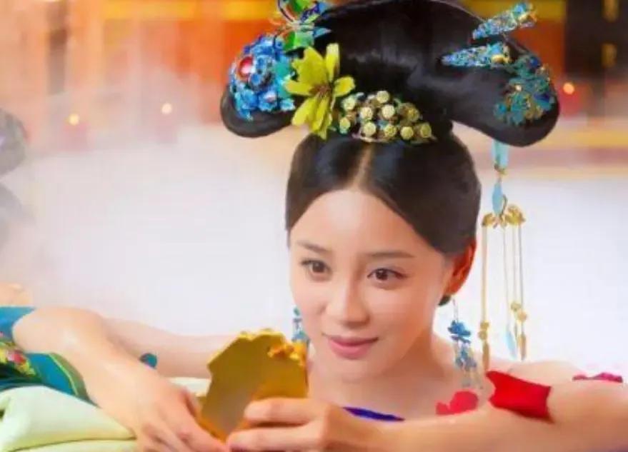 多少资源都捧不红她们！颜值演技要啥没啥，都是“关系户”