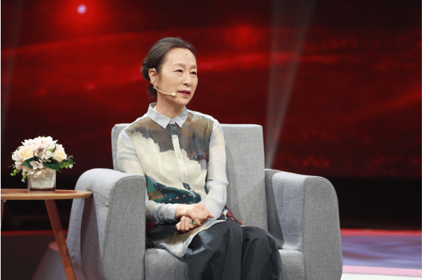 “离婚后至今单身”的10位女星，各有各的心酸，最长的已单身43年