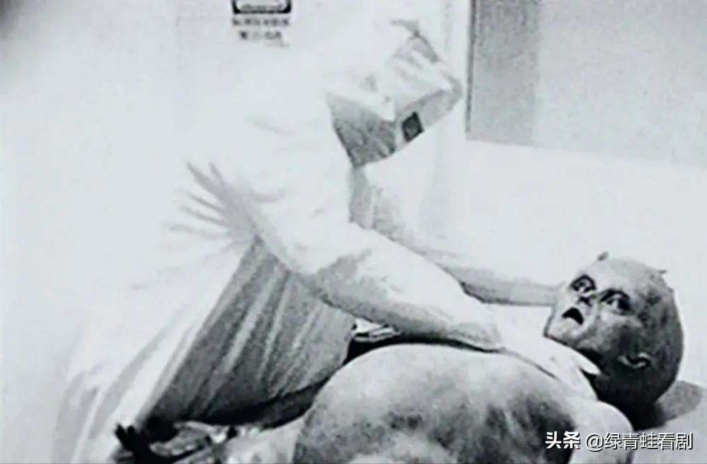 《大内密探零零发》隐藏细节，你发现了吗？竟然暗含刘嘉玲的名字