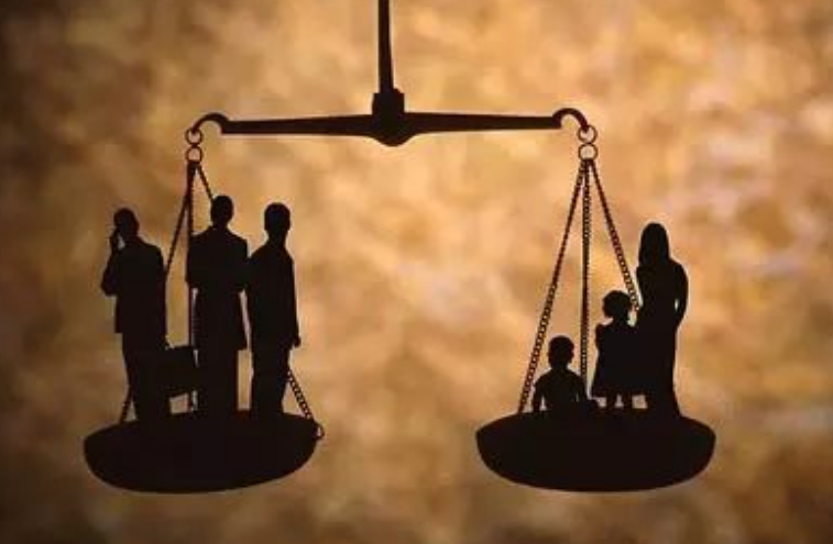 清华毕业后他回乡做保安，月薪2000元，从不参加同学聚会