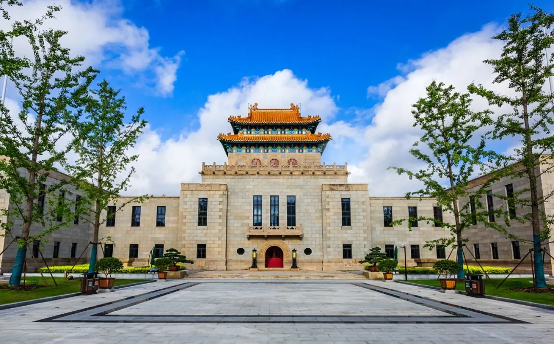 “最美车站”现身，2022上海网红打卡圣地，乘着地铁去旅行...