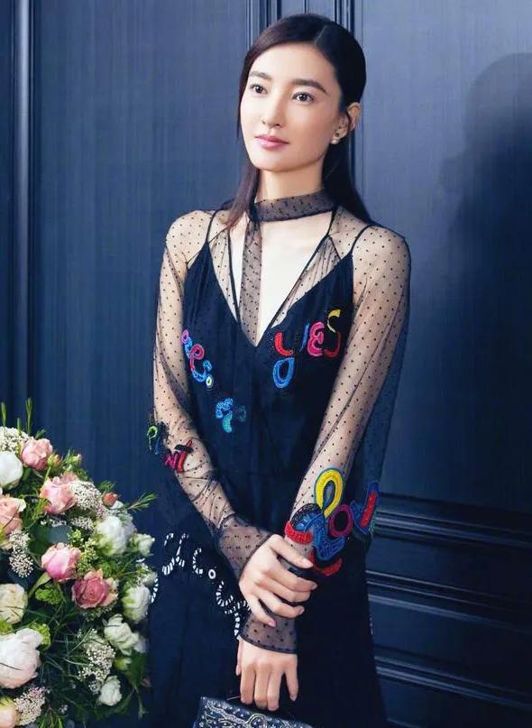 《每日一星》王丽坤