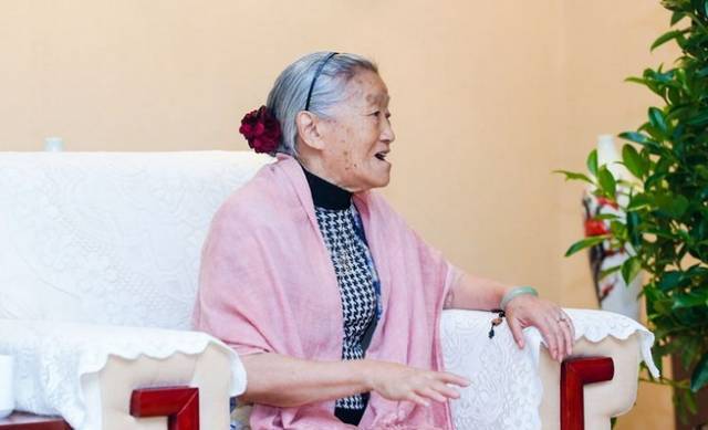 中国女富豪马静芬：坐牢、丧女、患癌，70岁创业，86岁身价过亿