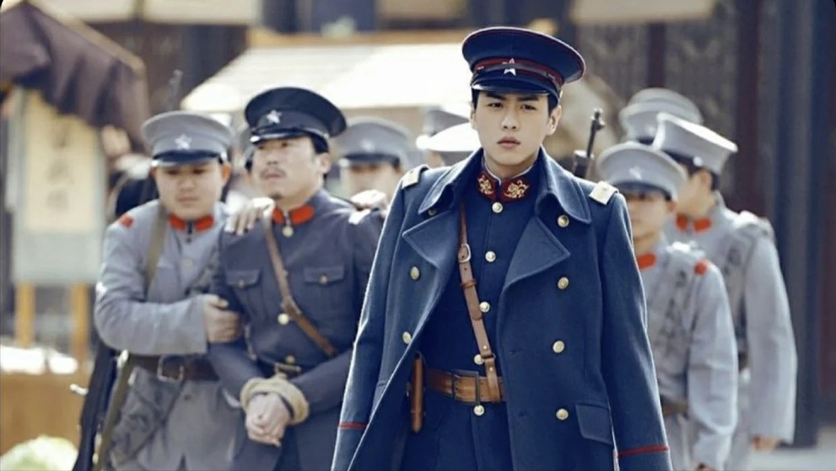 演“军阀大少”我只服这8位男星，个个剑眉星目，杀伐果断