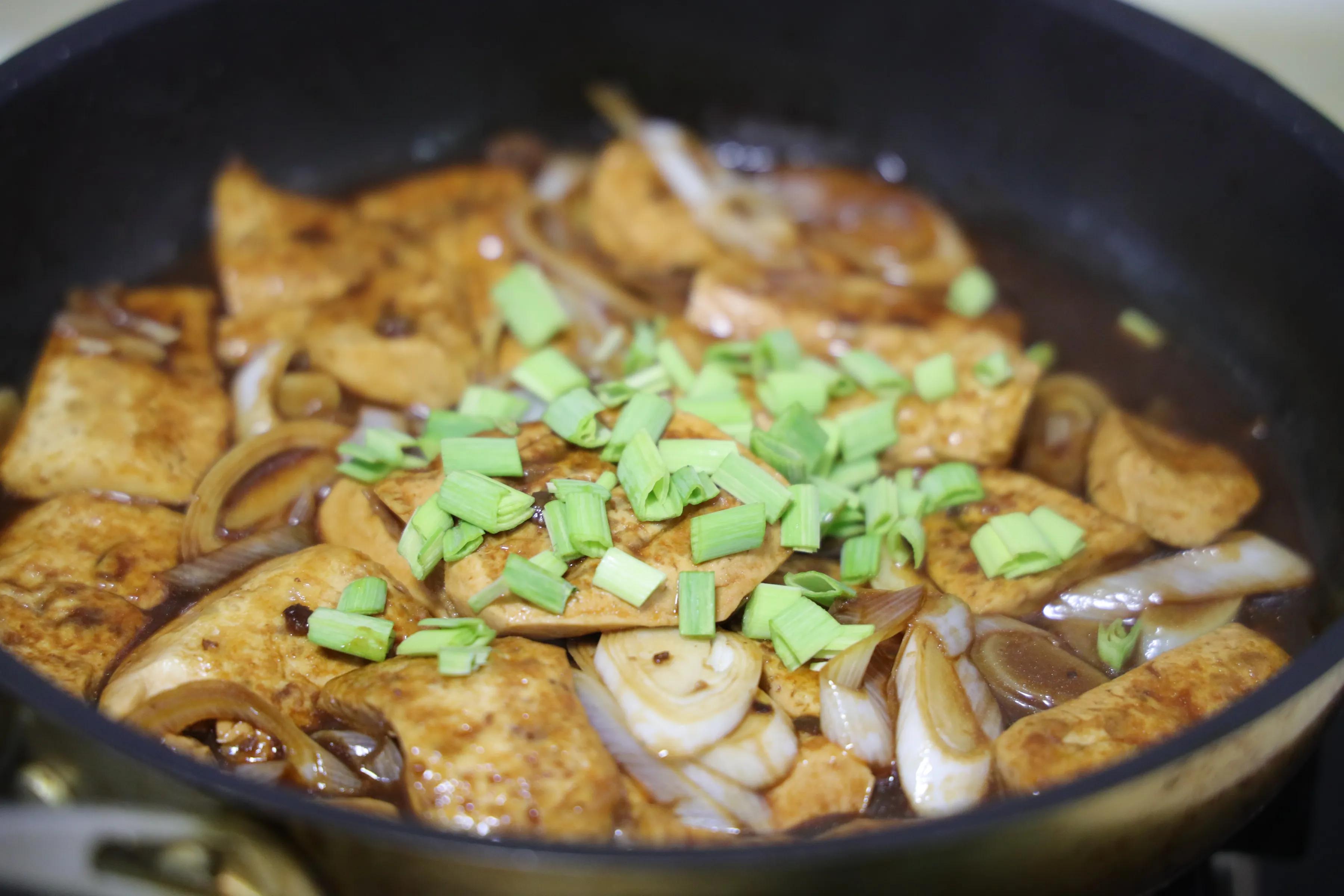 最近很火的豆腐做法，简单0难度，关键还好吃，真下饭