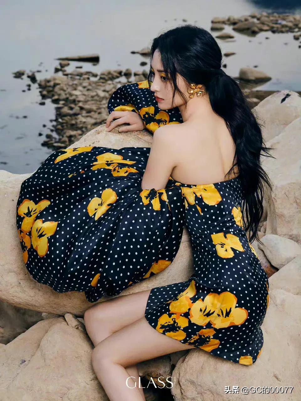 明星图片周洁琼