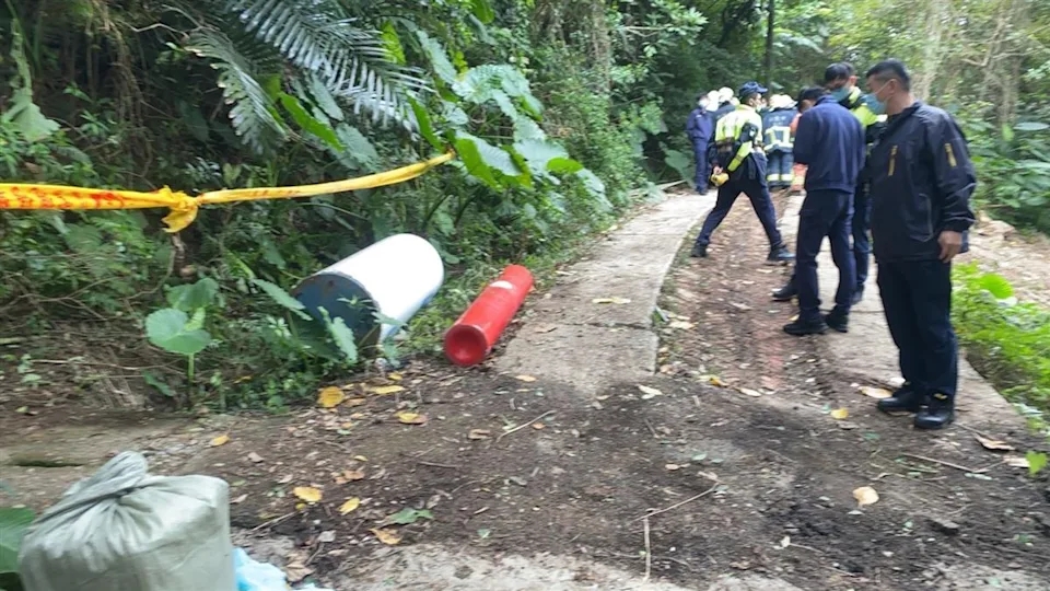 台軍再傳意外，消防鋼瓶氣體外洩，噴飛砸傷五人送醫