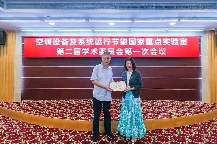 董明珠再赴西安背后：谈了这么些年，格力落户西安还有多远？