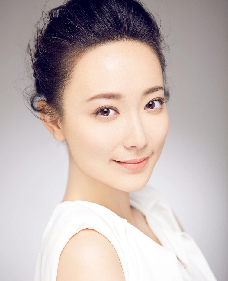 著名演员戴春荣之女郝洛钒：见证父母爱情，我也要像他们一样幸福