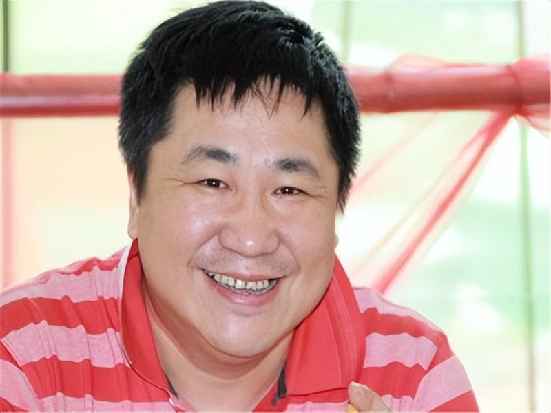 刘流：曾是赵本山“军师”，赵家班落寞后另起山头，如今怎样了？