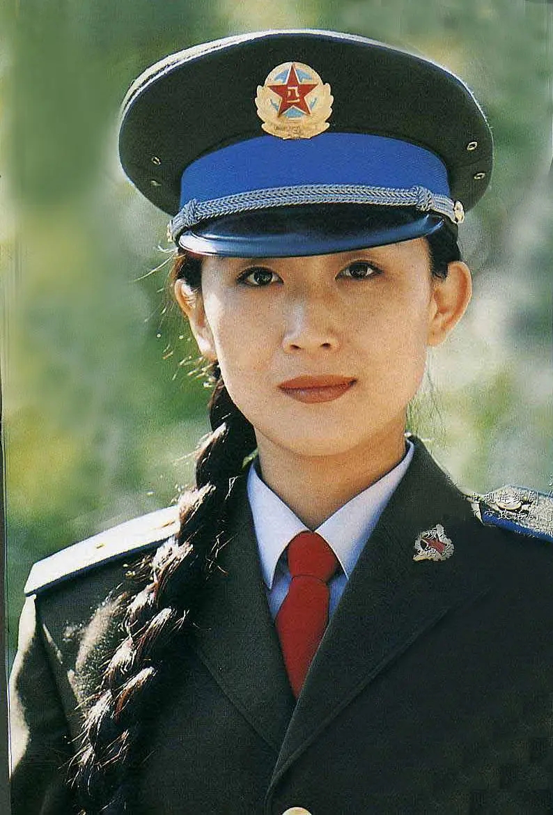 谁说她们只能演妈妈？这9位女星年轻时颜值惊人，不输现在流量花