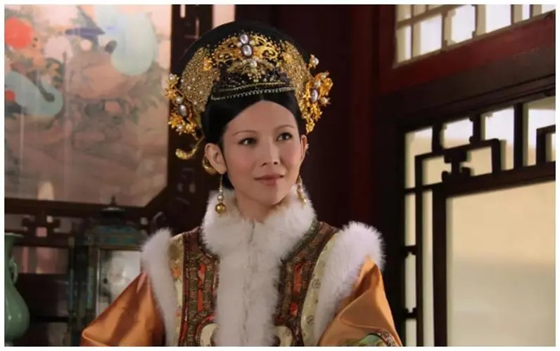 甄嬛传：太后早就发现双生子破绽，为什么不揭穿？真不愧是老狐狸