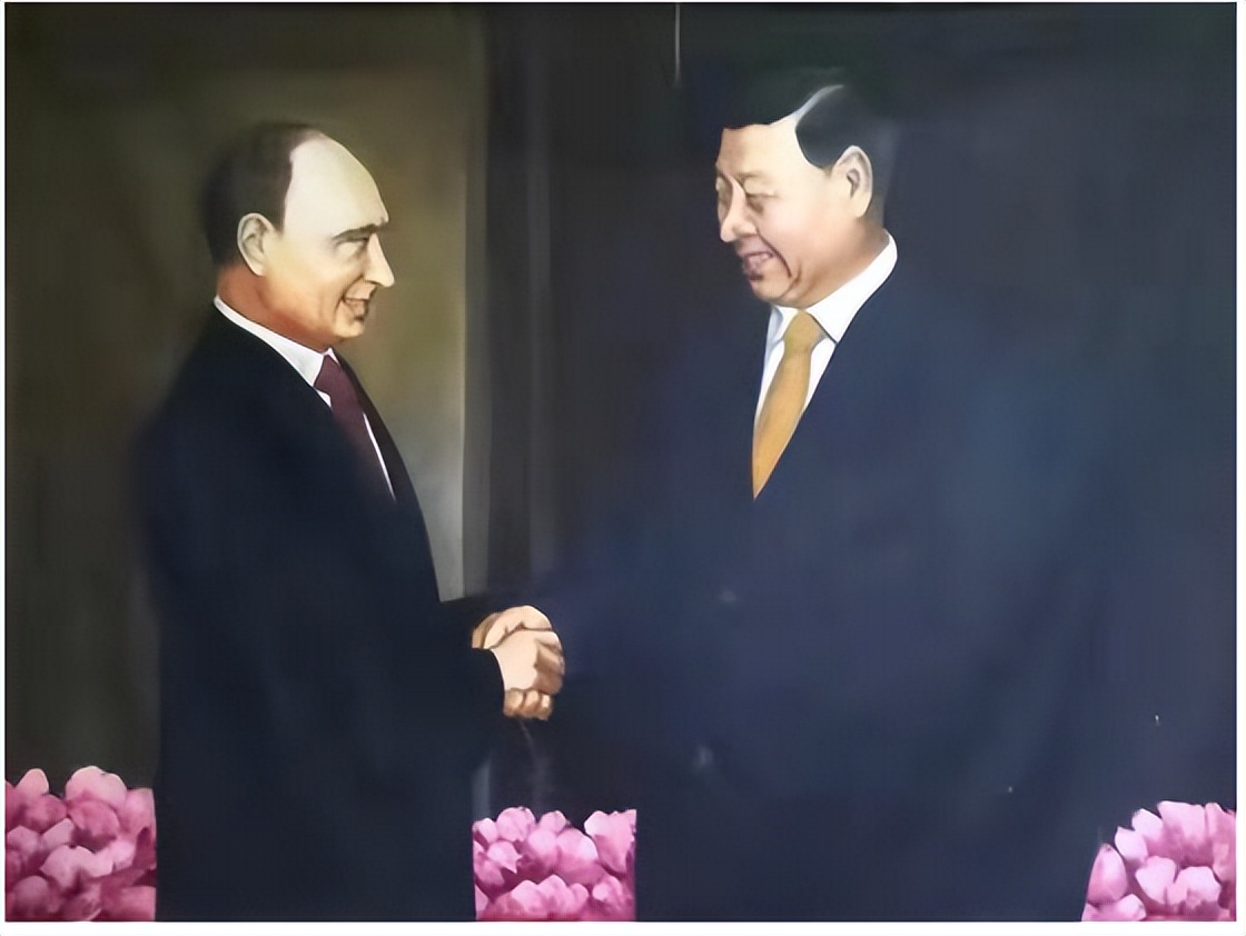 ϲ ӭ  ʮ 󡪡رƼë