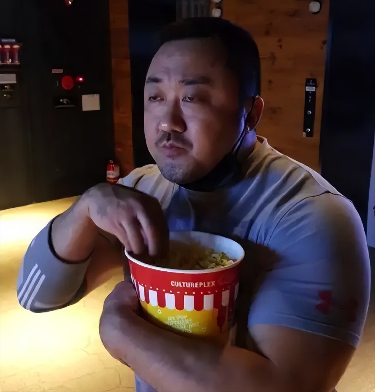 马东锡：“韩国最后一个男人”，演漫威遭抵制，跟女神结婚上巅峰