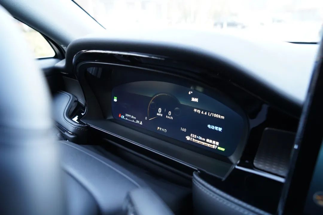 試駕長安林肯冒險家PHEV！沒被歐洲化，不想爛大街的新選擇？