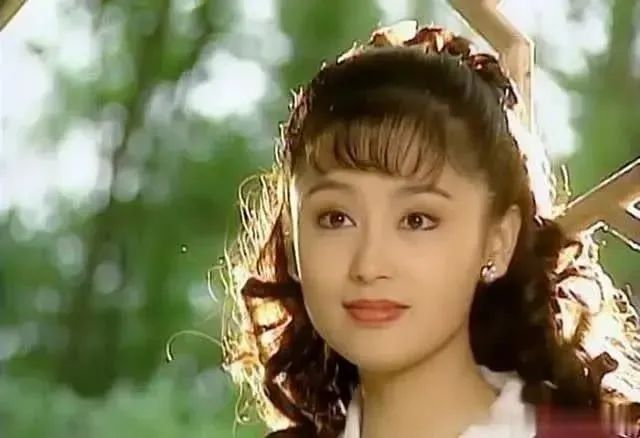 12位年过50的美人今昔颜值对比：有人还敢演丫头，有人整容致脸崩