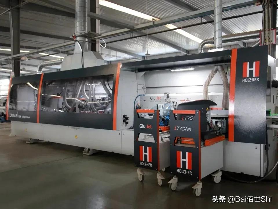 裝修定制衣柜十大品牌，品牌怎么選，注意事項有哪些，板材最關(guān)鍵