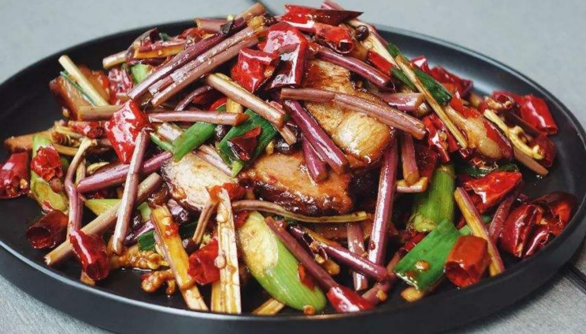 去贵州必点的8道黔菜,是"黔菜之魂",老板以为你是贵州人