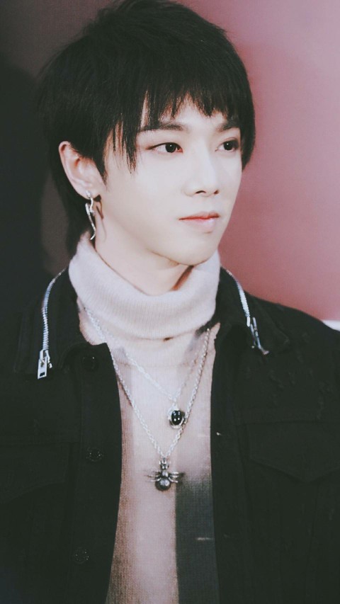 男星衣品—华晨宇（一）