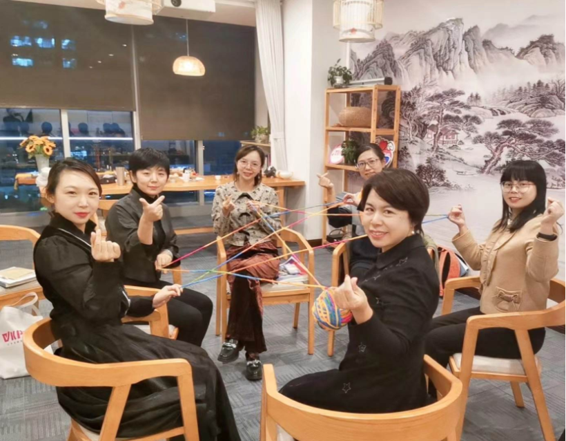 从学校教育到家庭教育，初心未改，想和更多父母一起养出优秀孩子