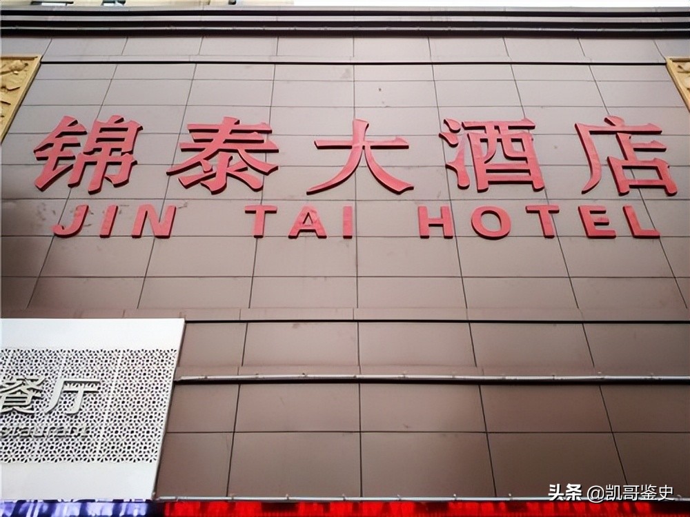75岁老干妈再出山，收拾两个“不争气”的儿子，晚年基业恐难守住