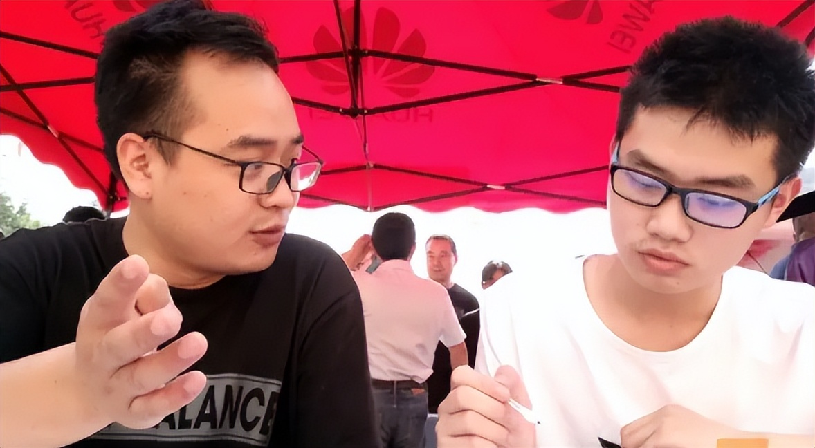 QS世界大学更新排名，北大清华世界排名创新高，复旦大学稍有退步