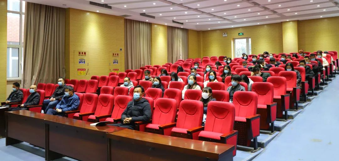 潍坊恒德实验学校线上教学有序开展