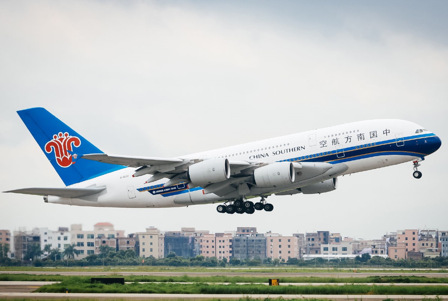 a380客机多少钱一架(国内最大客机a380或年内全部退役) - 价格百科