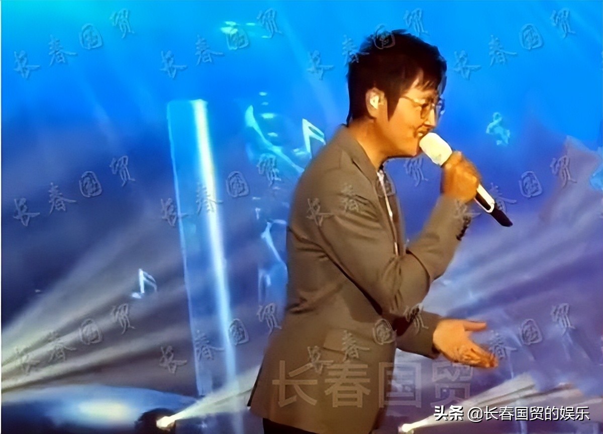 孙楠瘦了？无修演出现场照曝光，真实状态与昔日判若两人