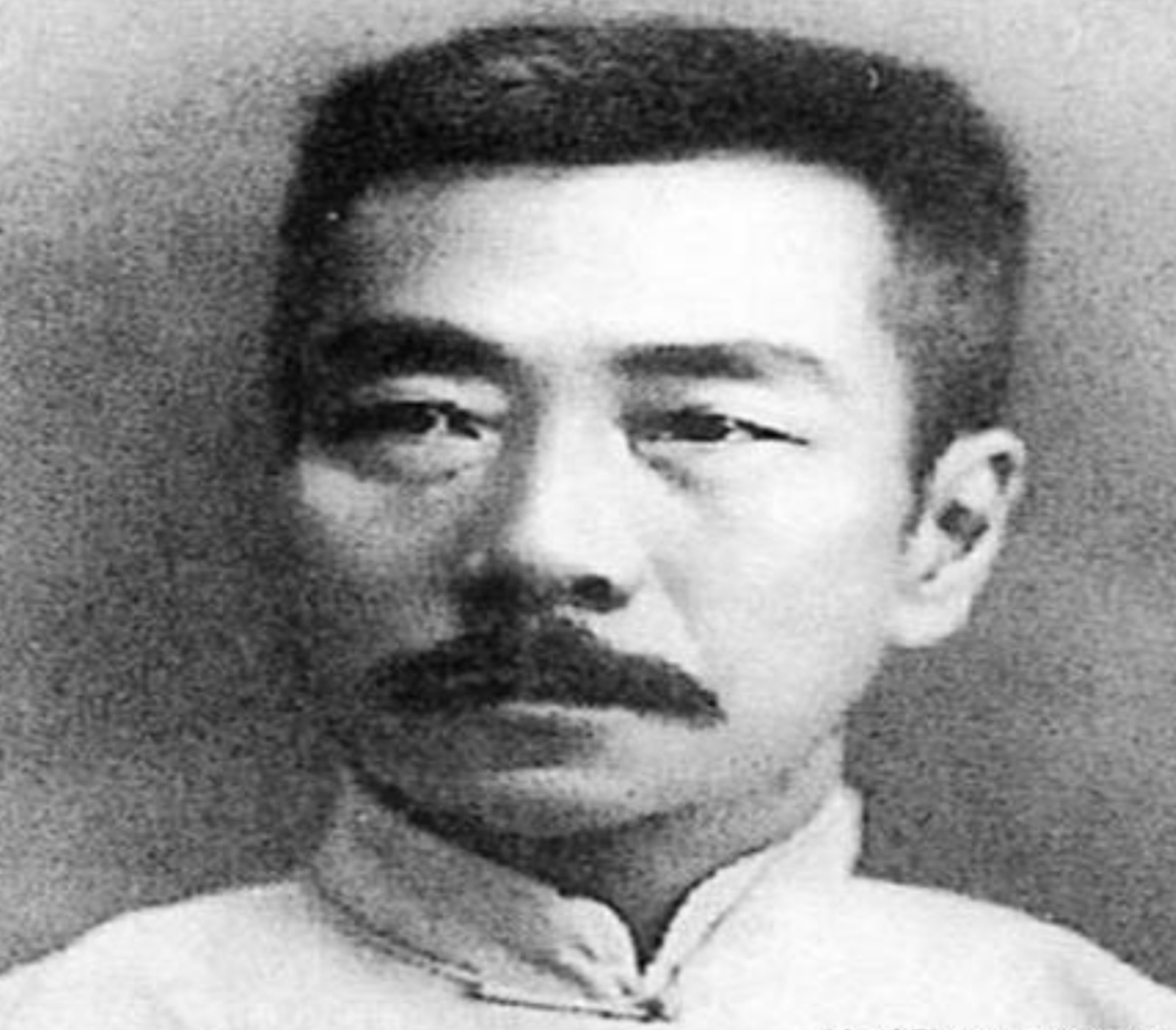暮年仍有童心在，毛主席白内障手术后盲写鲁迅一首诗送医生