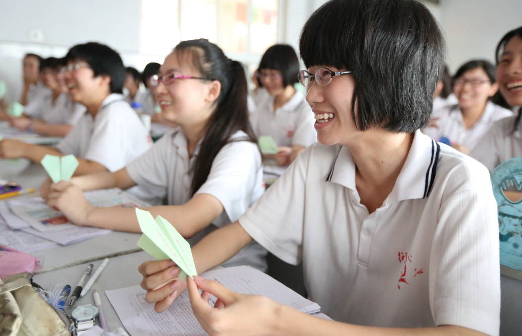 安徽省文科有多难？500分也考不上本科，看到其他省份学生很委屈