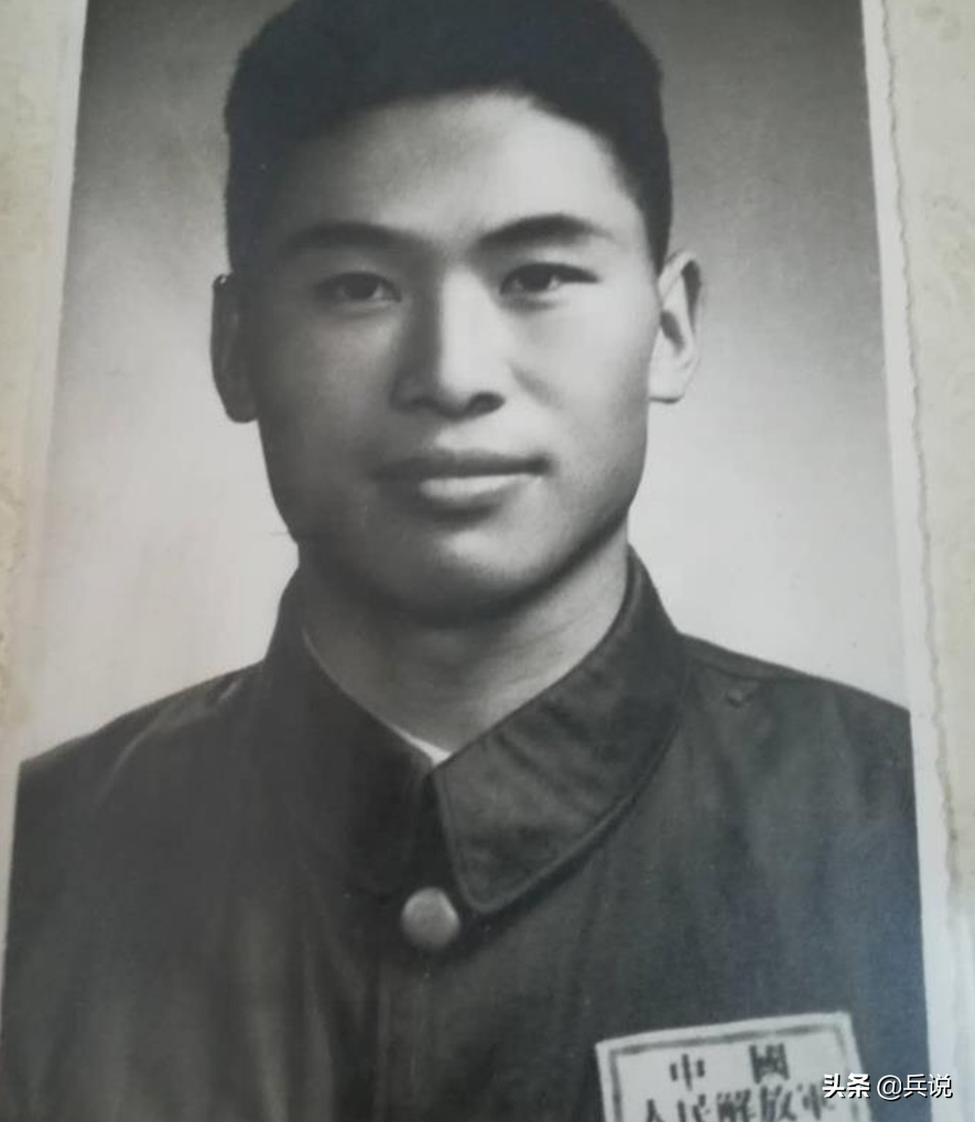 师参谋长“衣锦还乡”，拒绝特殊待遇，不参加宴请，不收特产