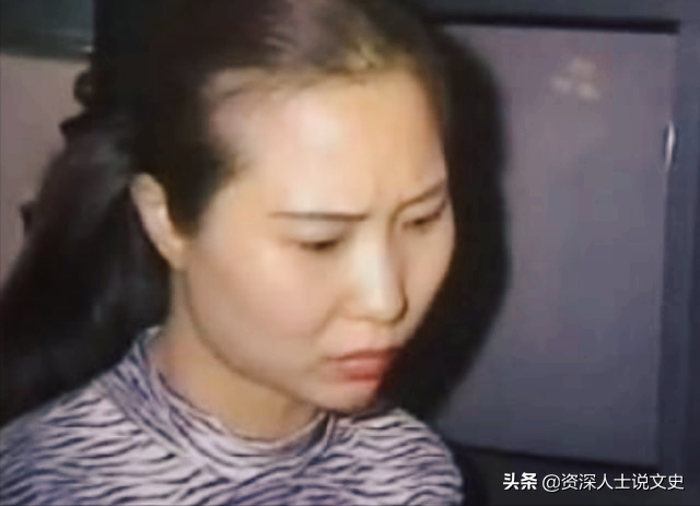 7年杀28人，敛财500多万，2001年湖南悍匪张君与4个情妇被判死刑