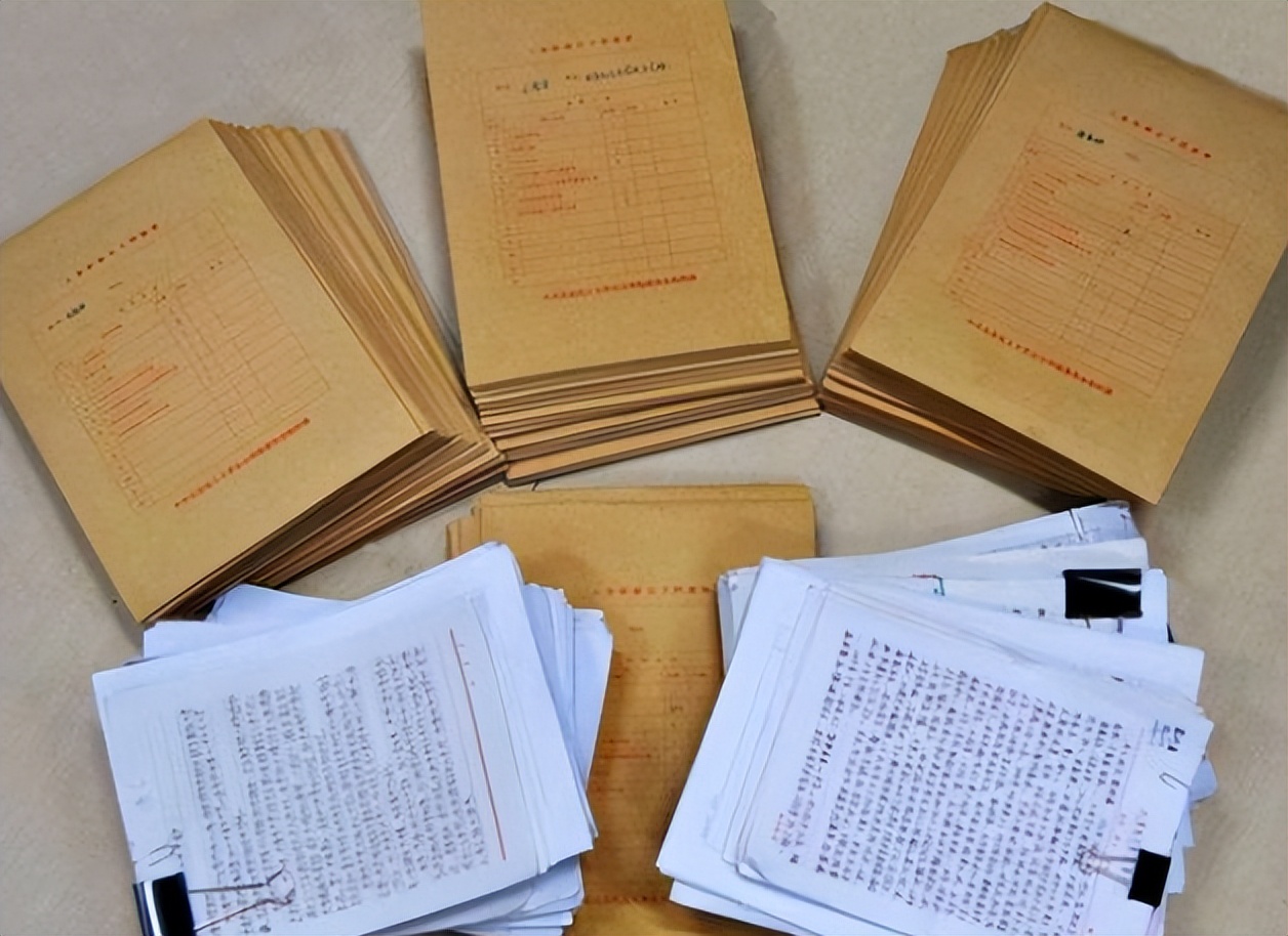 大学毕业生个人档案应该放哪？别不以为然，以免毕业变成“黑户”