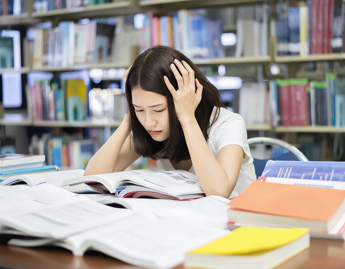 中山大学2022考研复试结果出炉，37名400分以上考生被刷，太卷了