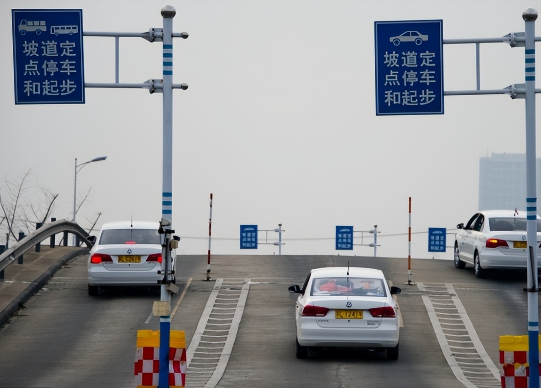 5月1号起，没考驾照的朋友都笑了，驾照可以自学直考，省时又省钱