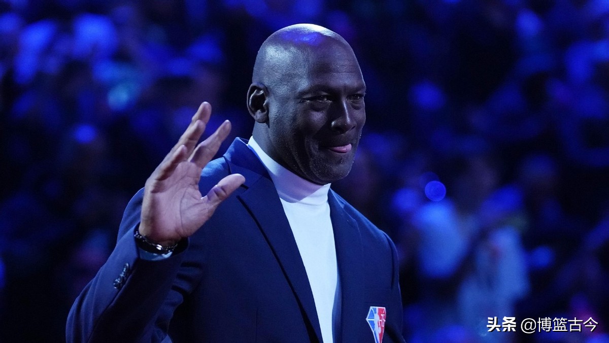 美国的nba的球星有哪些(美国媒体为75大NBA巨星分层：科比詹姆斯第二档，邓肯奥胖第三档)