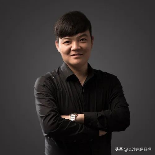 180平复式楼｜主卧独享50㎡二层大空间